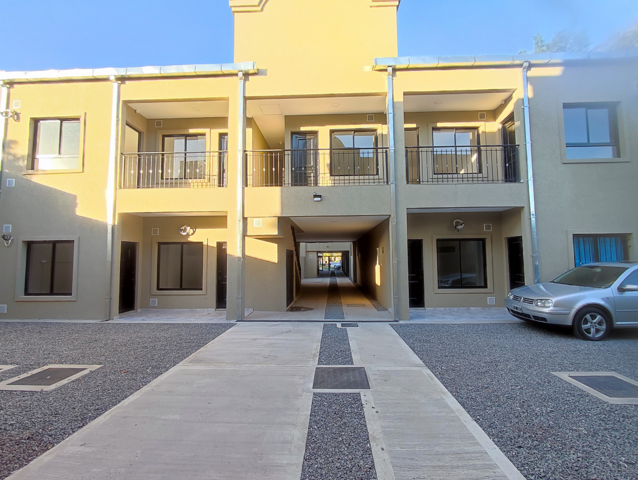 DPTO 2 AMBIENTES EN VENTA, JOSE C PAZ, A 50MT DEL CORREDOR (RUTA 197).