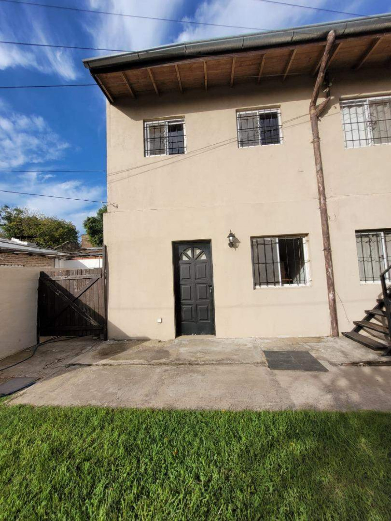 Dúplex 2 amb. en Complejo Privado – Del Viso –