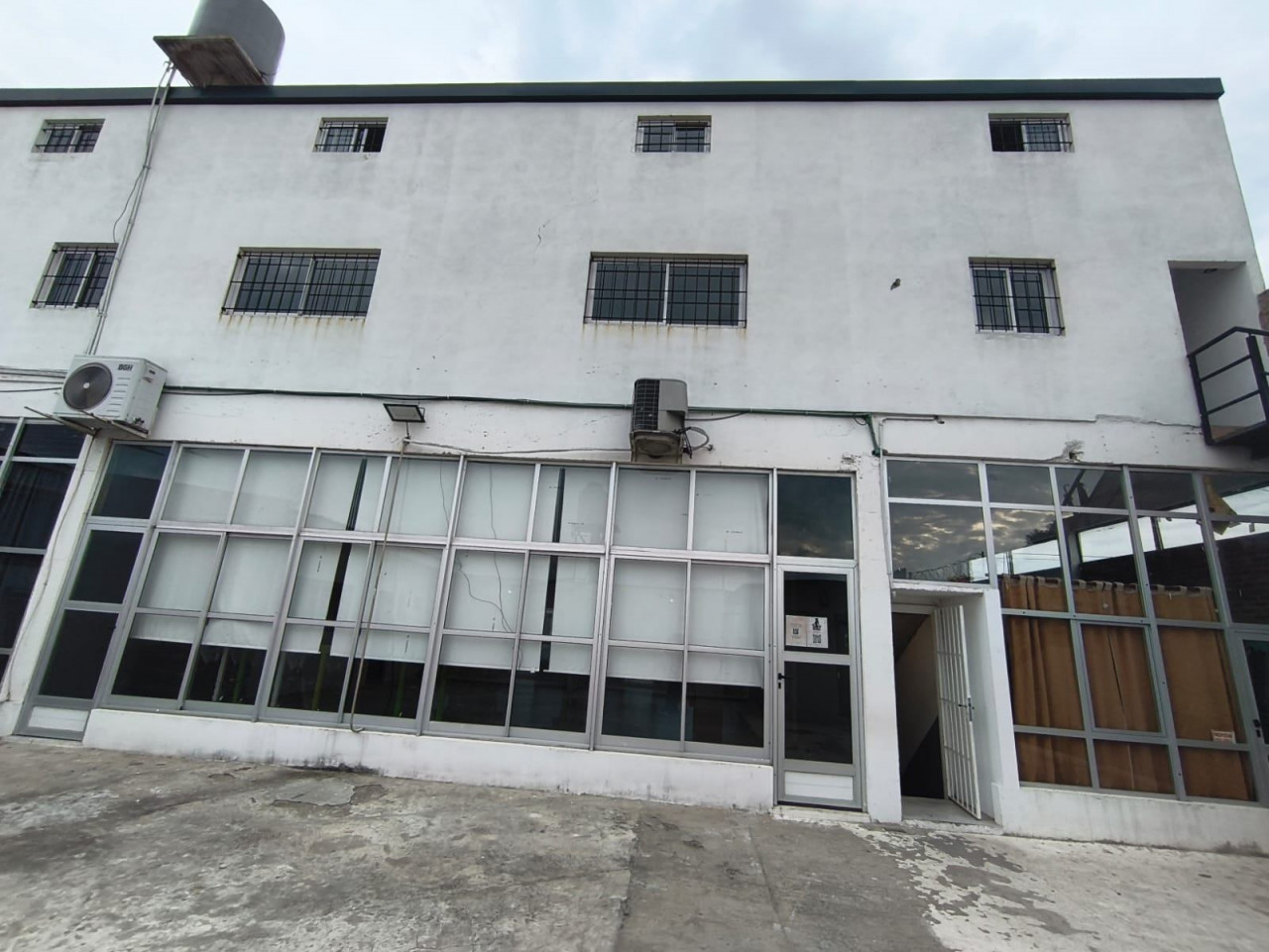 Local Comercial en Alquiler – Tortuguitas, Malvinas Argentinas