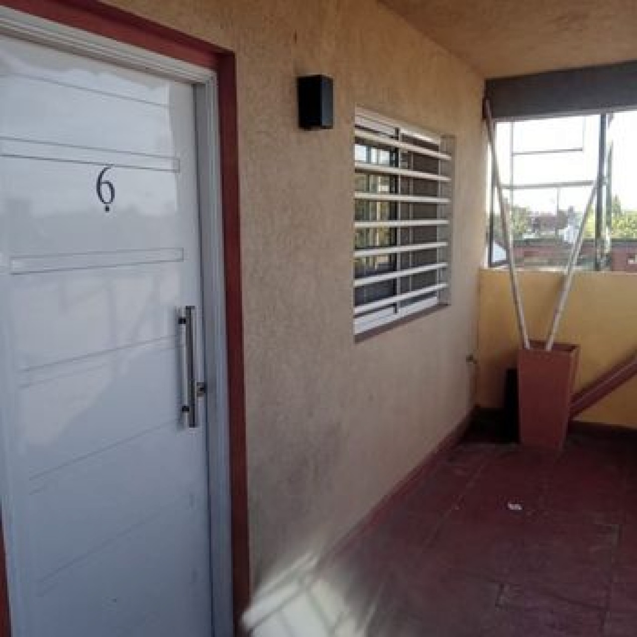 DEPARTAMENTO TRES AMBIENTES C/ BALCON EN ALQUILER – LOS POLVORINES