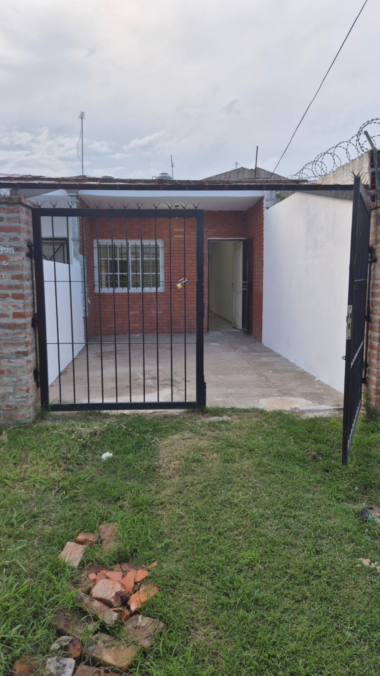 Departamento dos ambientes con patio